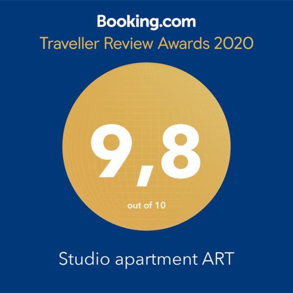 Studio Apartment Art Split Exterior photo