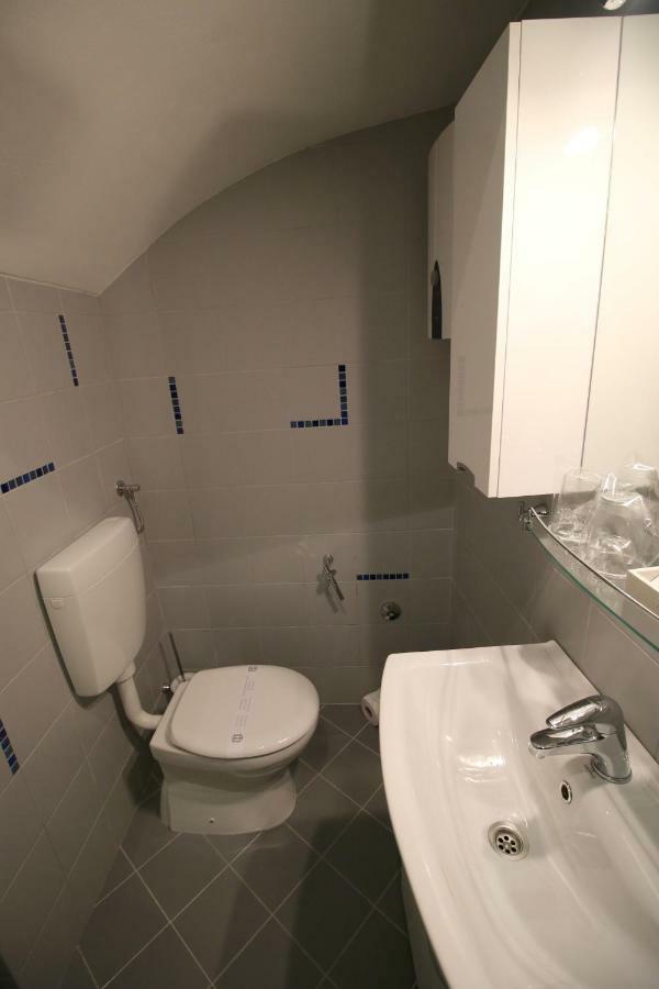 Studio Apartment Art Split Exterior photo